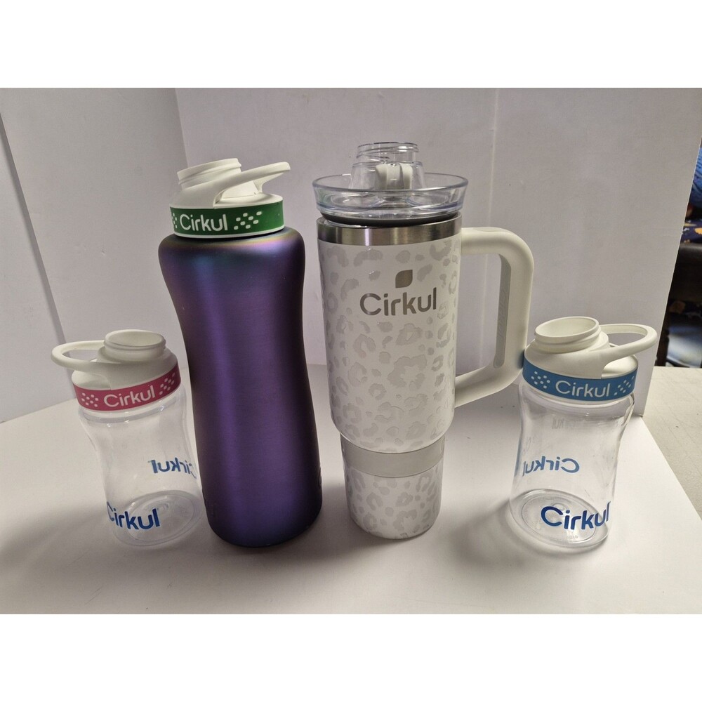 Cirkul Bottles Lot Of 4 2 Large 2 Kids